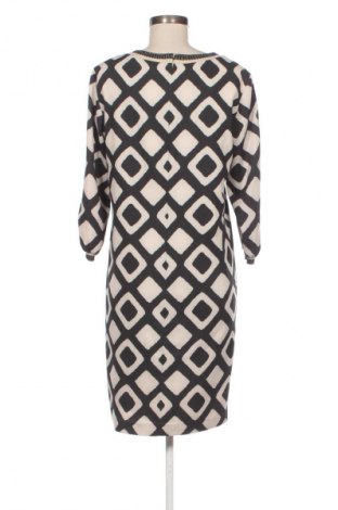 Ruha Marc Aurel, Méret M, Szín Sokszínű, Ár 25 806 Ft