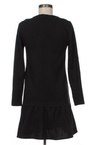 Kleid Mohito, Größe M, Farbe Schwarz, Preis 13,99 €