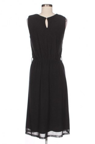 Рокля Mohito, Размер M, Цвят Черен, Цена 39,03 лв.