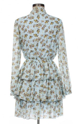 Kleid NEW COLLECTION, Größe M, Farbe Mehrfarbig, Preis 21,99 €