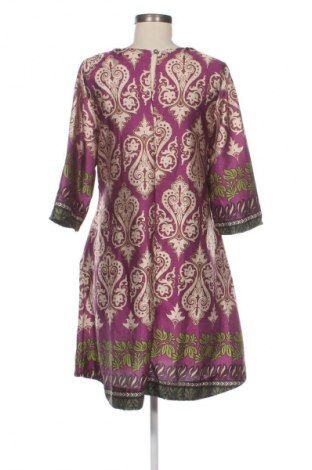 Kleid NEW COLLECTION, Größe M, Farbe Mehrfarbig, Preis 25,00 €