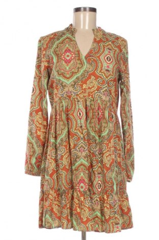 Рокля ONLY, Размер S, Цвят Многоцветен, Цена 26,98 лв.