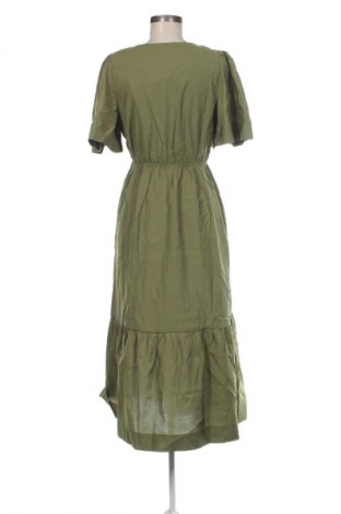 Kleid Object, Größe M, Farbe Grün, Preis 71,99 €