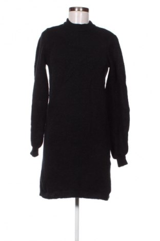 Рокля Object, Размер M, Цвят Бял, Цена 48,00 лв.