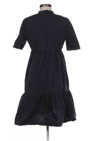 Rochie Patrizia Pepe, Mărime M, Culoare Negru, Preț 539,47 Lei