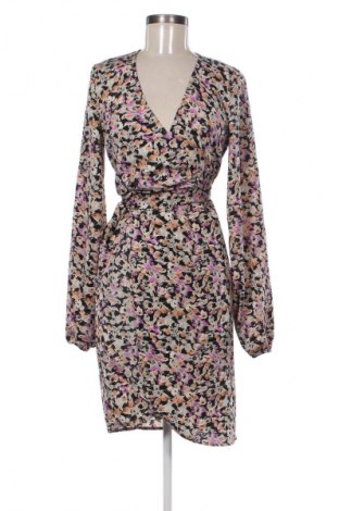 Kleid Pieces, Größe S, Farbe Mehrfarbig, Preis 34,31 €