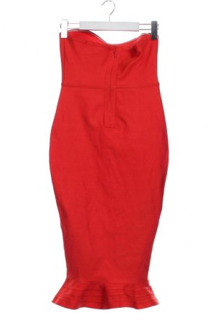 Šaty  Pretty Little Thing, Velikost M, Barva Červená, Cena  512,00 Kč