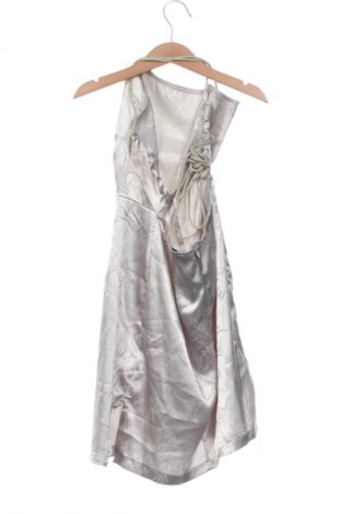 Kleid Pretty Little Thing, Größe XS, Farbe Mehrfarbig, Preis 20,02 €