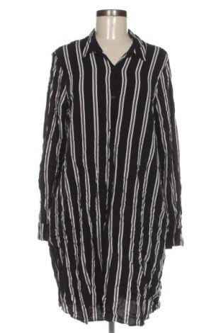 Šaty  Pull&Bear, Velikost L, Barva Vícebarevné, Cena  329,00 Kč