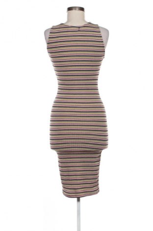 Sukienka Pull&Bear, Rozmiar S, Kolor Kolorowy, Cena 89,98 zł