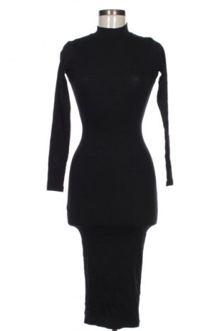Sukienka Pull&Bear, Rozmiar XS, Kolor Czarny, Cena 47,99 zł