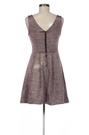 Ruha Reserved, Méret M, Szín Hamurózsaszín, Ár 4 899 Ft