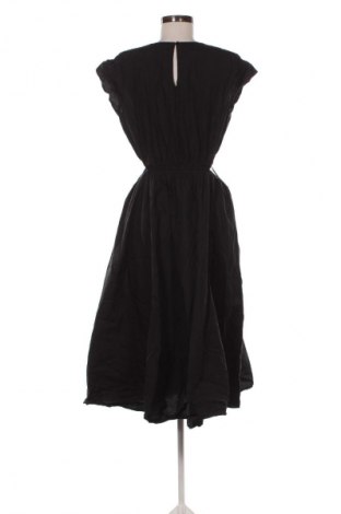 Kleid Reserved, Größe L, Farbe Schwarz, Preis 19,96 €