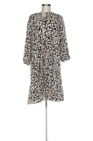 Kleid Reserved, Größe XL, Farbe Mehrfarbig, Preis € 19,99