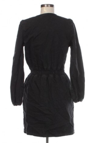 Kleid Reserved, Größe M, Farbe Schwarz, Preis € 21,99