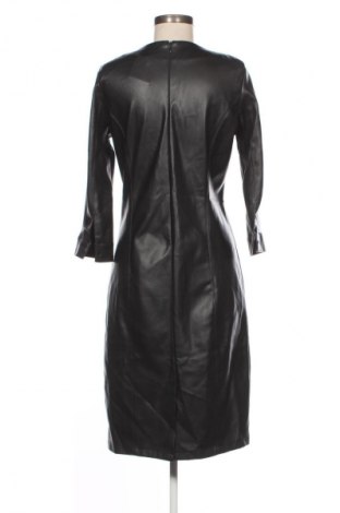 Рокля Reserved, Размер M, Цвят Черен, Цена 39,03 лв.