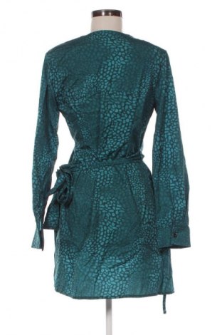 Рокля SHEIN, Размер M, Цвят Зелен, Цена 16,99 лв.
