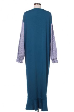 Kleid SHEIN, Größe XXL, Farbe Mehrfarbig, Preis € 32,08