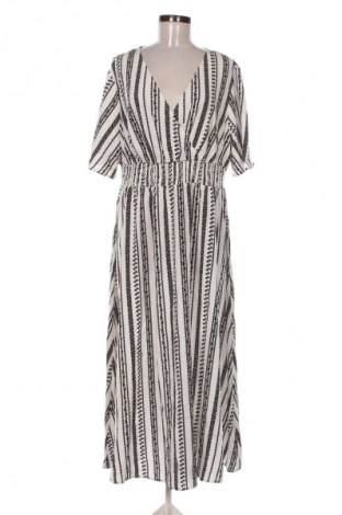 Kleid SHEIN, Größe XXL, Farbe Mehrfarbig, Preis € 20,02