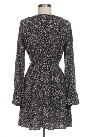 Рокля SHEIN, Размер S, Цвят Многоцветен, Цена 39,15 лв.