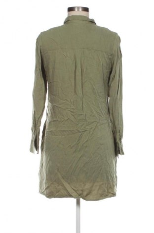 Sukienka Sinsay, Rozmiar M, Kolor Zielony, Cena 49,99 zł