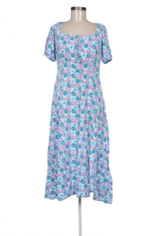 Рокля Sinsay, Размер M, Цвят Многоцветен, Цена 39,00 лв.