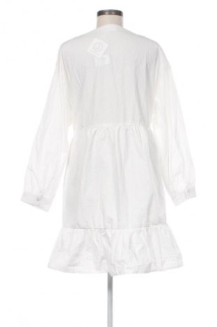 Šaty  Sinsay, Velikost L, Barva Bílá, Cena  634,00 Kč