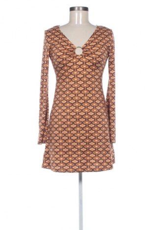 Sukienka Sinsay, Rozmiar S, Kolor Kolorowy, Cena 89,71 zł