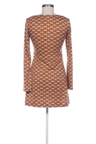 Sukienka Sinsay, Rozmiar S, Kolor Kolorowy, Cena 89,71 zł