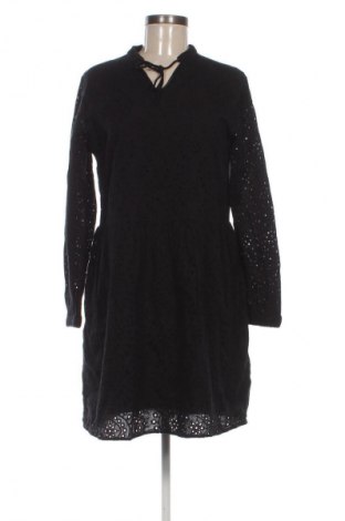 Kleid Sisters Point, Größe M, Farbe Schwarz, Preis € 24,57