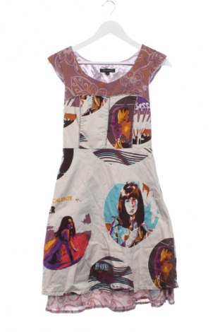 Šaty  St-Martins, Veľkosť M, Farba Viacfarebná, Cena  24,49 €