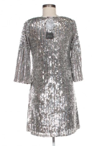 Kleid Stradivarius, Größe M, Farbe Mehrfarbig, Preis 34,99 €