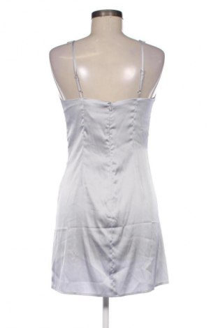 Kleid Stradivarius, Größe S, Farbe Grau, Preis € 19,95