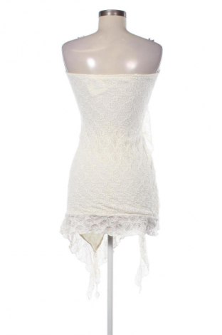 Рокля Stradivarius, Размер M, Цвят Екрю, Цена 39,00 лв.