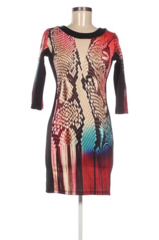 Рокля T.a.t.u., Размер XS, Цвят Многоцветен, Цена 39,00 лв.