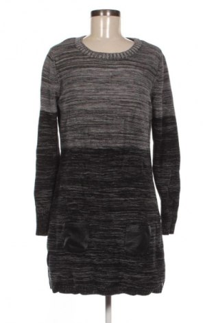 Kleid Taifun, Größe M, Farbe Mehrfarbig, Preis 18,99 €