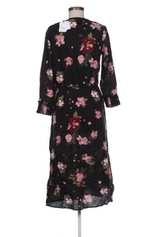 Ruha Tezenis, Méret M, Szín Sokszínű, Ár 12 388 Ft