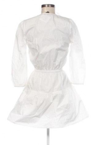 Ruha Tommy Jeans, Méret XS, Szín Fehér, Ár 26 969 Ft