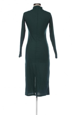 Sukienka Trendyol, Rozmiar M, Kolor Zielony, Cena 110,07 zł