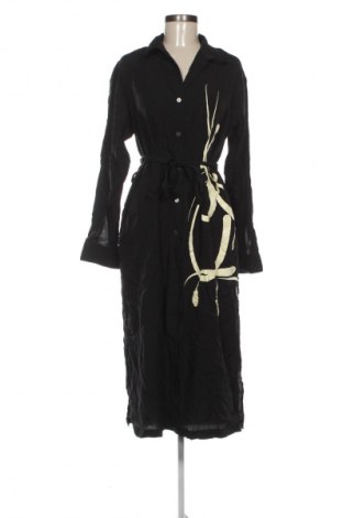 Sukienka Triumph, Rozmiar XL, Kolor Czarny, Cena 154,99 zł