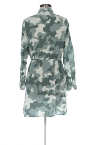 Kleid Unbranded, Größe M, Farbe Mehrfarbig, Preis 15,99 €