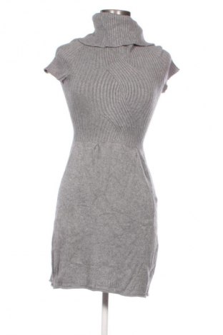 Рокля Unbranded, Размер S, Цвят Сив, Цена 18,99 лв.