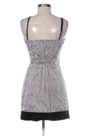 Sukienka Unbranded, Rozmiar M, Kolor Kolorowy, Cena 89,71 zł