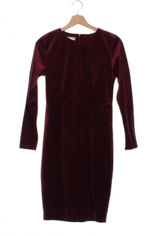 Ruha Unbranded, Méret M, Szín Piros, Ár 7 800 Ft