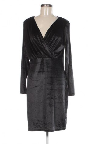 Рокля Unbranded, Размер XL, Цвят Черен, Цена 22,99 лв.