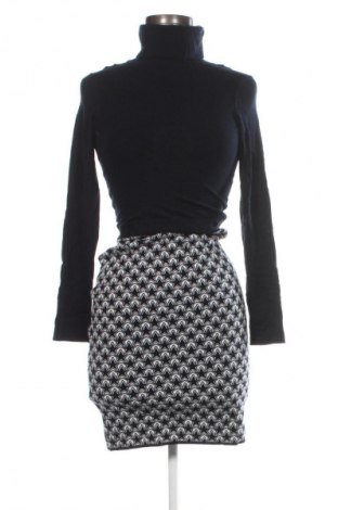 Sukienka Unbranded, Rozmiar S, Kolor Kolorowy, Cena 37,99 zł