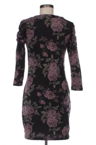 Šaty  Unbranded, Velikost M, Barva Vícebarevné, Cena  494,00 Kč