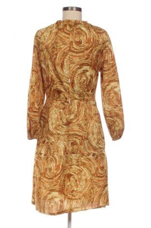 Рокля Unbranded, Размер M, Цвят Многоцветен, Цена 33,33 лв.