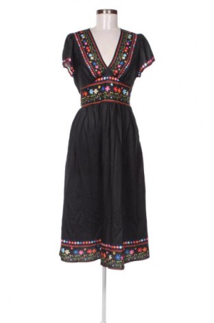 Рокля Unbranded, Размер M, Цвят Многоцветен, Цена 39,00 лв.