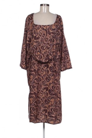 Рокля Unbranded, Размер 4XL, Цвят Многоцветен, Цена 39,10 лв.
